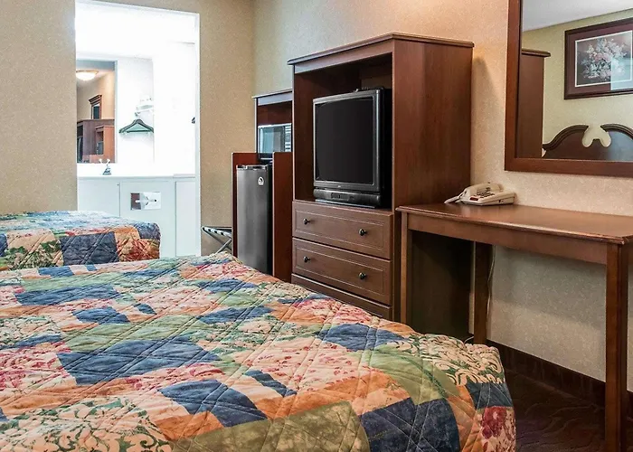 Rodeway Inn Madison Heights - Detroit